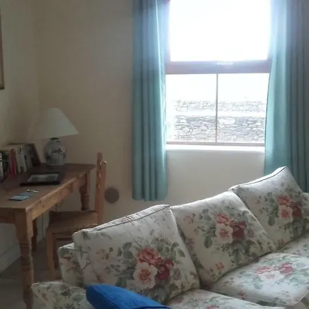7 An Clachan,kilcrohane Village, Cork *
